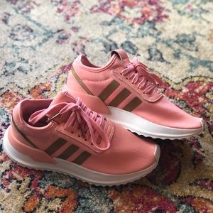 Girl’s Size 5 Brand New Adidas